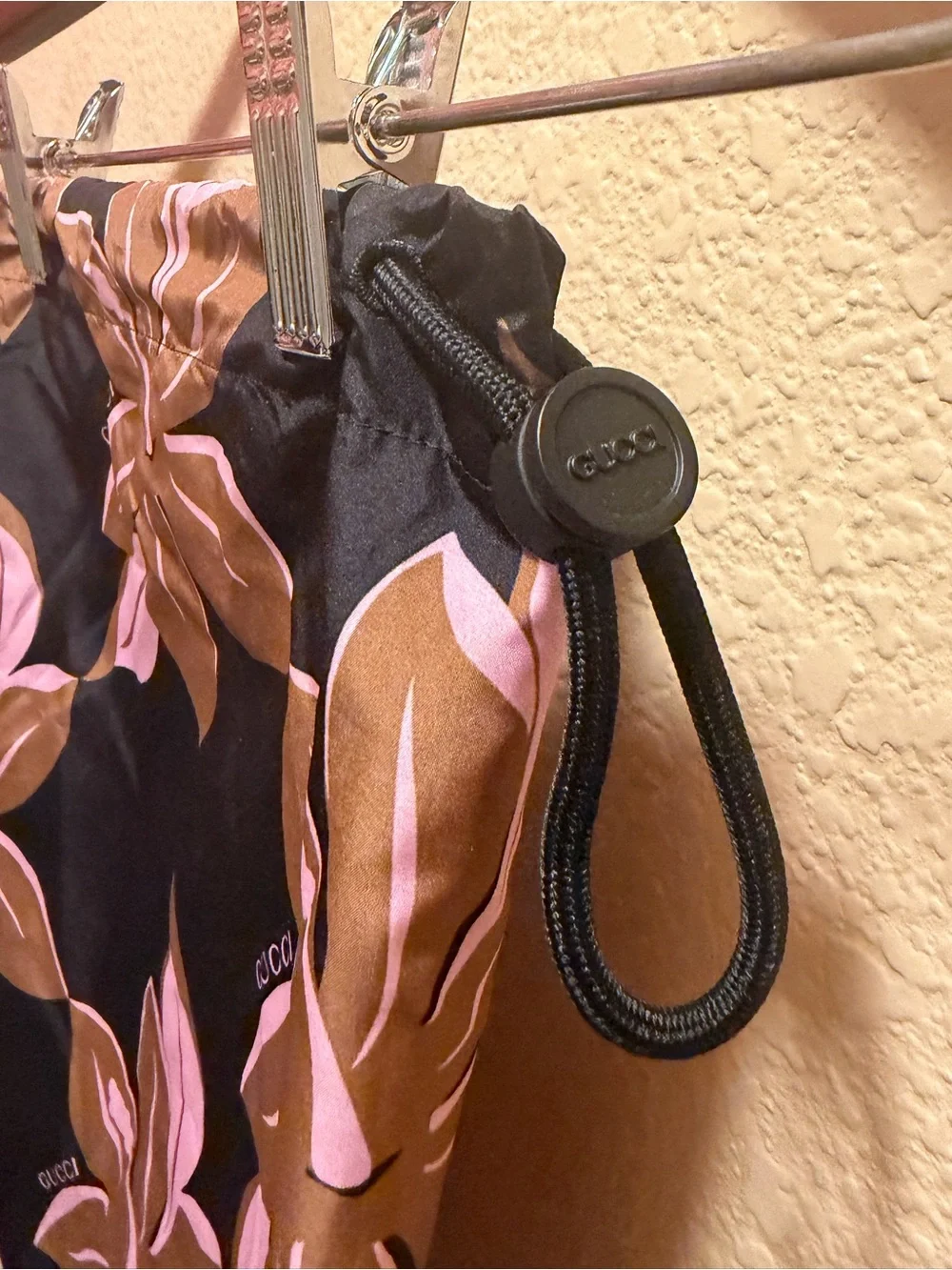 Gucci new authentic